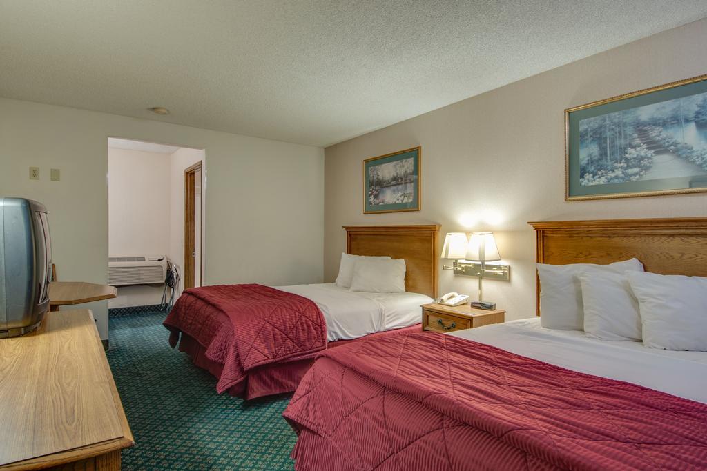 Bridgeway Inn & Suites Redding Exterior photo